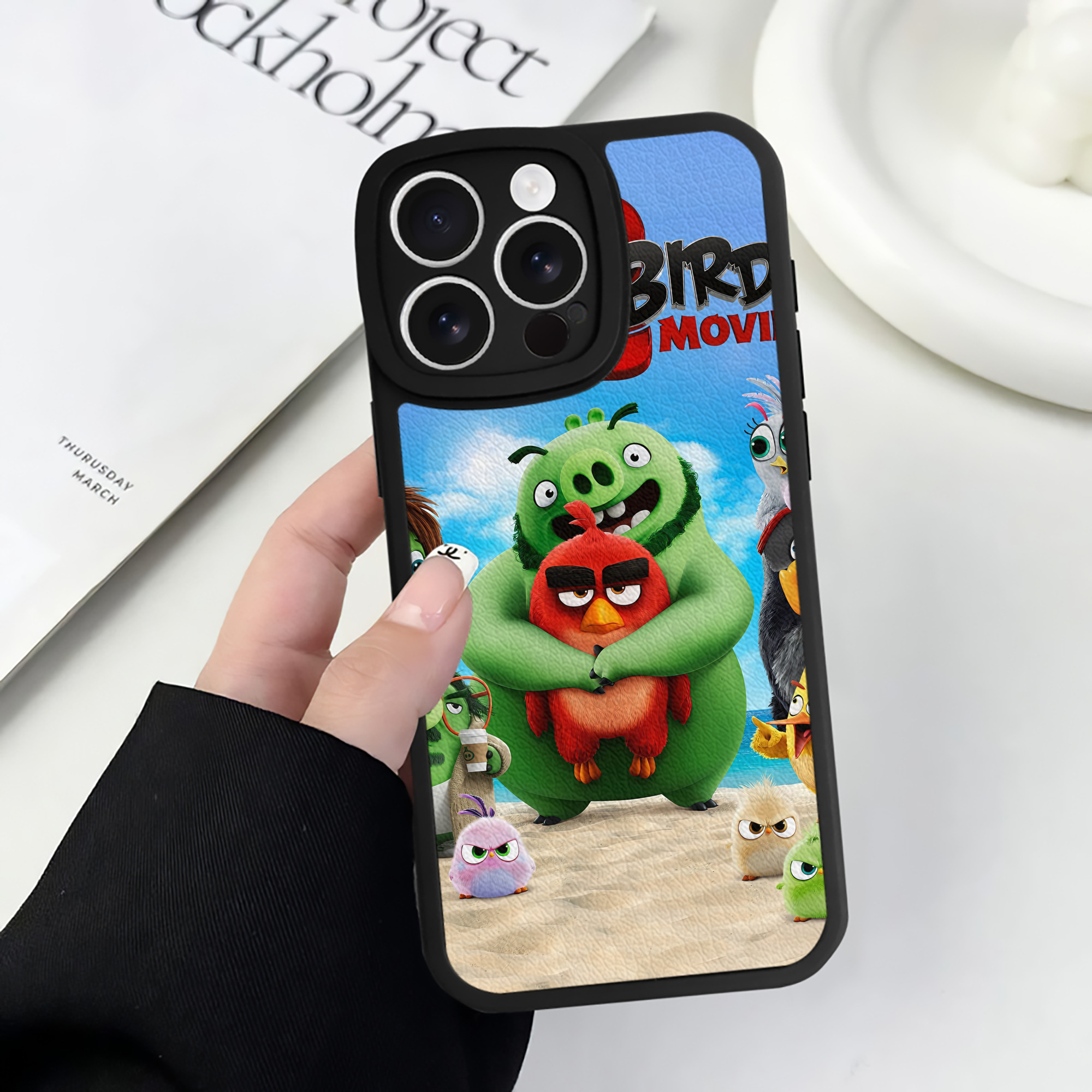 （画像用） Angry Birds アングリーバード 【iPhone 16シリーズ対応】シリコンスマホケース（レザー調） 材質：シリコン